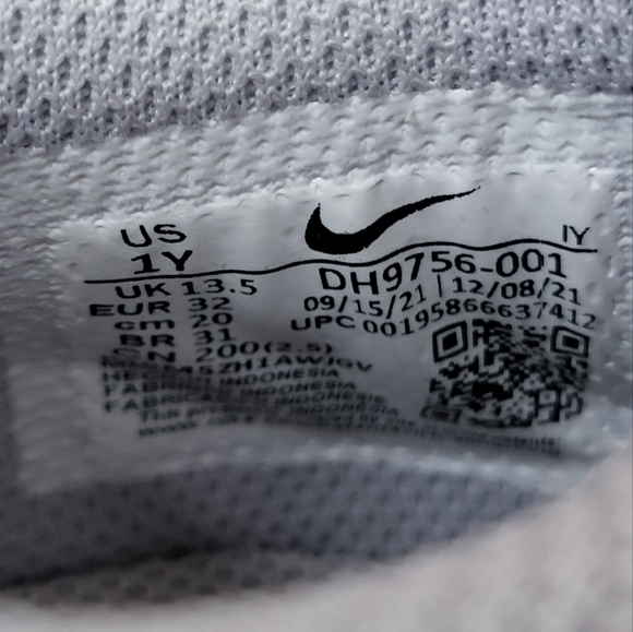 NEW Kids (PS) Nike Dunk Low Two-Toned Grey - DH9756-001 - Picture 8 of 11